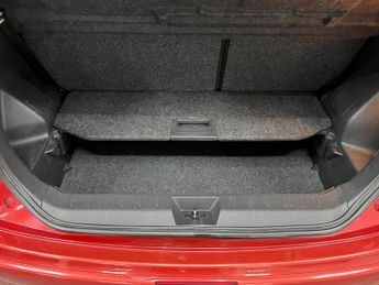 Nissan Note 1.6 16V n-tec Euro 4 5dr