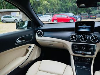 Mercedes-Benz GLA 2.1 GLA200d SE 7G-DCT Euro 6 (s/s) 5dr