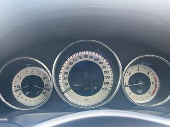 Mercedes-Benz E Class 2.1 E220d BlueTEC AMG Line Coupe 2dr Diesel G-Tronic+ Euro 6 (s/