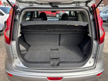 Nissan Note 1.6 16V Tekna Auto Euro 4 5dr