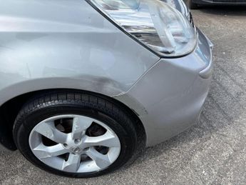 Nissan Note 1.6 16V Tekna Auto Euro 4 5dr