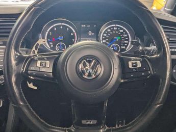 VOLKSWAGEN GOLF 2.0 Golf R DSG 4WD 5dr