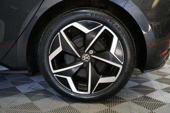Volkswagen ID.3 Pro Performance 58kWh 1ST Edition Auto 5dr