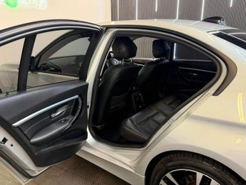 BMW 3 Series 1.5 318i Sport Euro 6 (s/s) 4dr