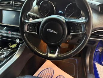 Jaguar XE 2.0d R-Sport Auto Euro 6 (s/s) 4dr