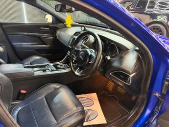 Jaguar XE 2.0d R-Sport Auto Euro 6 (s/s) 4dr