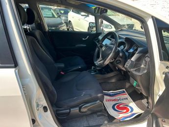 Honda Fit 1.3 HYBRID AUTOMATIC