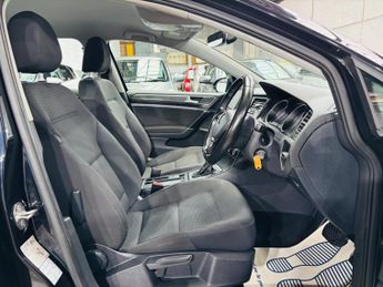Volkswagen Golf 2.0 TDI SE Nav DSG Euro 6 (s/s) 5dr