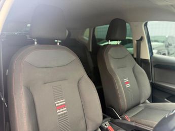 SEAT Ibiza 1.0 TSI FR DSG Euro 6 (s/s) 5dr