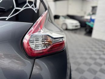 Nissan Juke 1.6 Tekna XTRON Euro 6 5dr