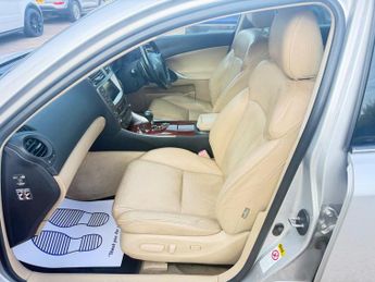 Lexus IS 2.5 250 SE-L 4dr