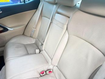 Lexus IS 2.5 250 SE-L 4dr