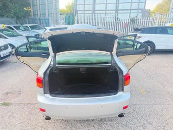 Lexus IS 2.5 250 SE-L 4dr