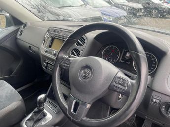 Volkswagen Tiguan 2.0 TDI BlueMotion Tech Match DSG 4WD Euro 5 (s/s) 5dr