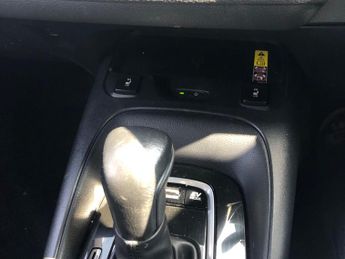 Toyota Corolla 1.8 VVT-h Icon Touring Sports CVT Euro 6 (s/s) 5dr