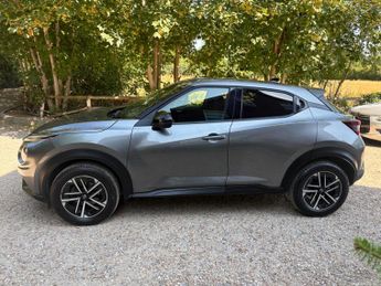 Nissan Juke 1.0 DIG-T N-Connecta DCT Auto Euro 6 (s/s) 5dr