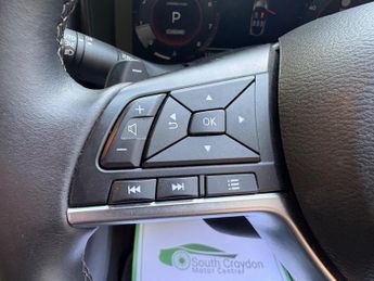 Nissan Juke 1.0 DIG-T N-Connecta DCT Auto Euro 6 (s/s) 5dr