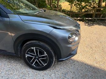 Nissan Juke 1.0 DIG-T N-Connecta DCT Auto Euro 6 (s/s) 5dr