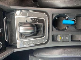 Volkswagen Passat 2.0 TDI BlueMotion Tech SE Estate 5dr Diesel DSG Euro 6 (s/s) (1