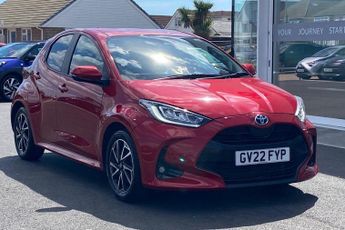 Toyota Yaris 1.5 VVT-h Design E-CVT Euro 6 (s/s) 5dr