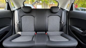 Audi A1 1.6 TDI SE Sportback S Tronic Euro 6 (s/s) 5dr