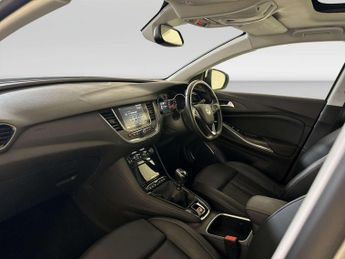 Vauxhall Grandland X 1.5 Turbo D Elite Nav Premium SUV 5dr Diesel Manual Euro 6 (s/s)