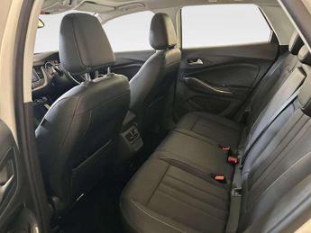 Vauxhall Grandland X 1.5 Turbo D Elite Nav Premium SUV 5dr Diesel Manual Euro 6 (s/s)