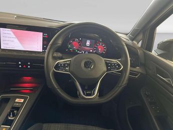 Volkswagen Golf 1.4 TSI 13kWh GTE Hatchback 5dr Petrol Plug-in Hybrid DSG Euro 6