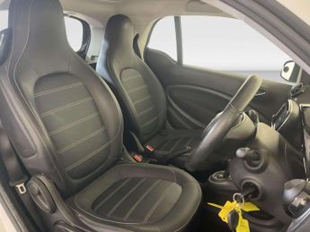 Smart fortwo 17.6kWh Prime (Premium) Coupe 2dr Electric Auto (22kW Charger) (