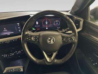 Vauxhall Mokka Electric 50kWh Ultimate SUV 5dr Electric Auto (136 ps)