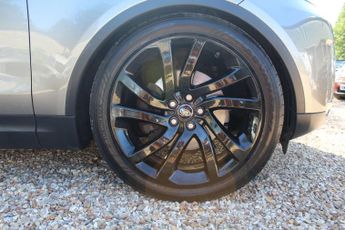 Land Rover Discovery 3.0 TD V6 HSE Auto 4WD Euro 6 (s/s) 5dr