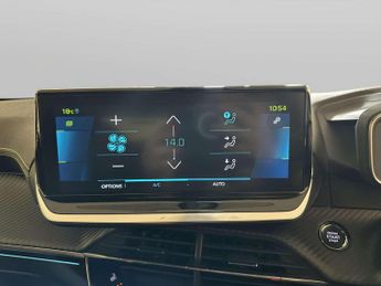 Peugeot E-2008 50kWh GT SUV 5dr Electric Auto (136 ps)