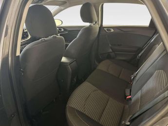 Kia Ceed 1.5 T-GDi 2 Hatchback 5dr Petrol Manual Euro 6 (s/s) Non-ADAP (1