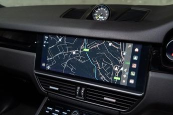 Porsche Cayenne 3.0 V6 E-Hybrid 17.9kWh TiptronicS 4WD Euro 6 (s/s) 5dr (7.2kW C