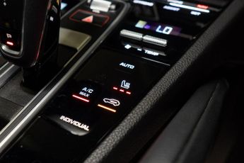 Porsche Cayenne 3.0 V6 E-Hybrid 17.9kWh TiptronicS 4WD Euro 6 (s/s) 5dr (7.2kW C