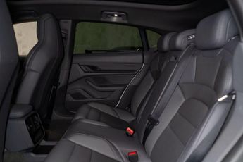 Porsche Taycan Performance Plus 93.4kWh Sport Turismo Auto RWD 5dr (11kW Charge