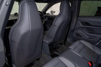 Porsche Taycan Performance Plus 93.4kWh Sport Turismo Auto RWD 5dr (11kW Charge