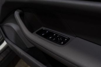 Porsche Taycan Performance Plus 93.4kWh Sport Turismo Auto RWD 5dr (11kW Charge