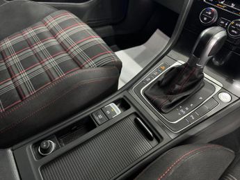 Volkswagen Golf 2.0 TSI BlueMotion Tech GTI DSG Euro 6 (s/s) 5dr