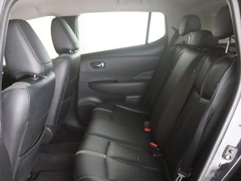 Nissan Leaf 39kWh Tekna Auto 5dr