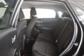 Hyundai KONA 39kWh SE Connect Auto 5dr (10.5kW Charger)
