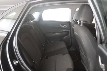Hyundai KONA 39kWh SE Connect Auto 5dr (10.5kW Charger)