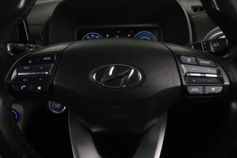 Hyundai KONA 39kWh SE Connect Auto 5dr (10.5kW Charger)
