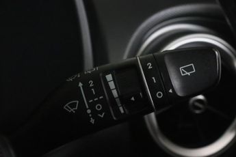 Hyundai KONA 39kWh SE Connect Auto 5dr (10.5kW Charger)