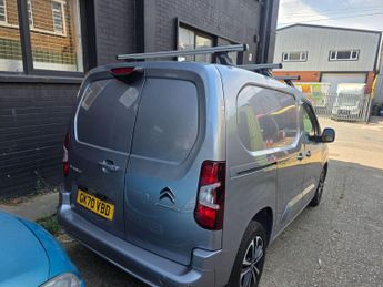 Citroen Berlingo 1.5 BlueHDi 1000 Driver M EAT8 SWB Euro 6 (s/s) 5dr