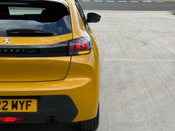 Peugeot 208 1.2 PureTech Active Premium EAT Euro 6 (s/s) 5dr