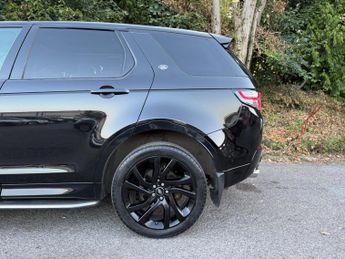 Land Rover Discovery Sport 2.0 TD4 HSE Black Auto 4WD Euro 6 (s/s) 5dr