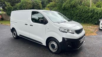 Peugeot Expert 2.0 BlueHDi 1400 Professional Premium + Standard Panel Van EAT8 