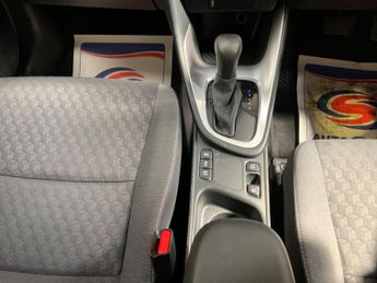 Toyota Yaris 1.5 VVT-h Icon E-CVT Euro 6 (s/s) 5dr