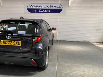 Toyota Yaris 1.5 VVT-h Icon E-CVT Euro 6 (s/s) 5dr